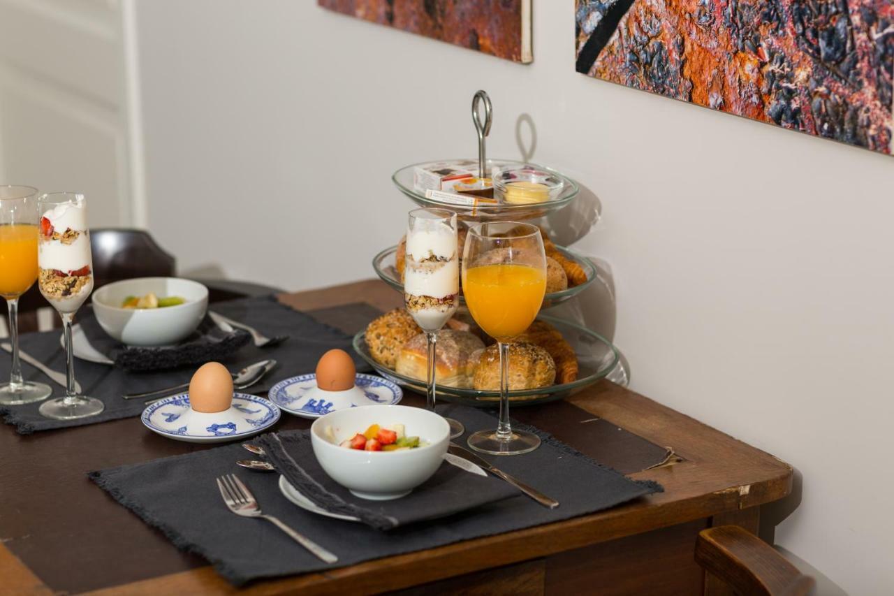 Bed & Breakfast Karakter 덴던겐 외부 사진